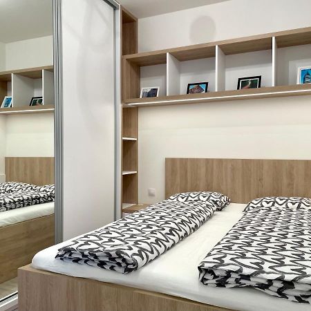 Apartamento Kamzik Bratislava Exterior foto